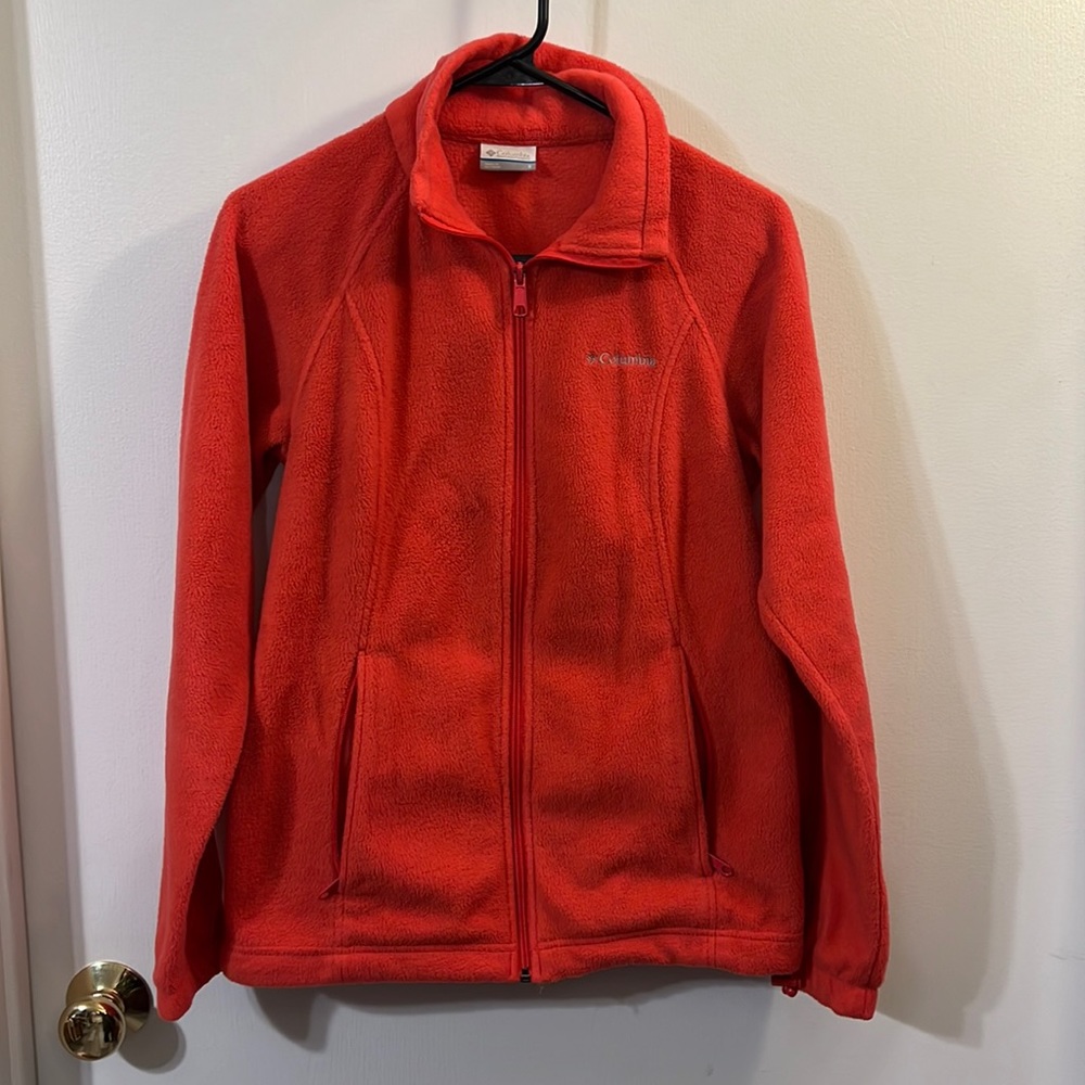 Columbia pink sweatshirt